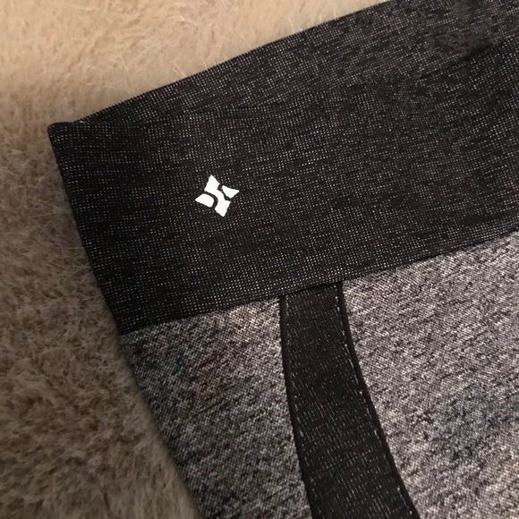 Workout pants - Picture 3 of 5